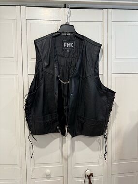 Leather riding‎ vest NWOT size 58(4X) by FMC